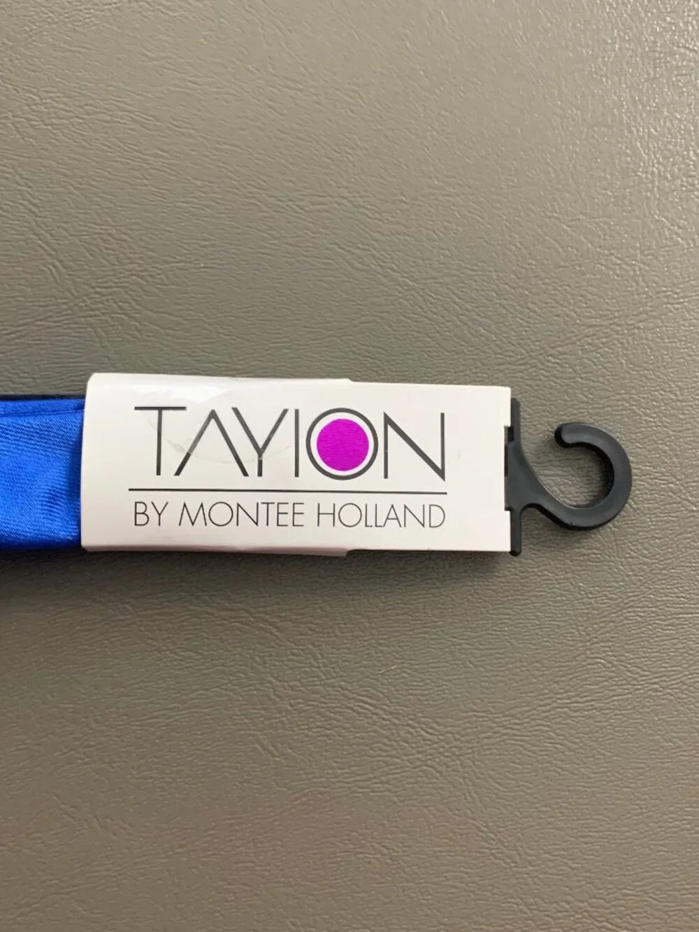 Tayion by Montee Holland Men's Polyester Pre-Tied Bow Tie, Blue, One Size